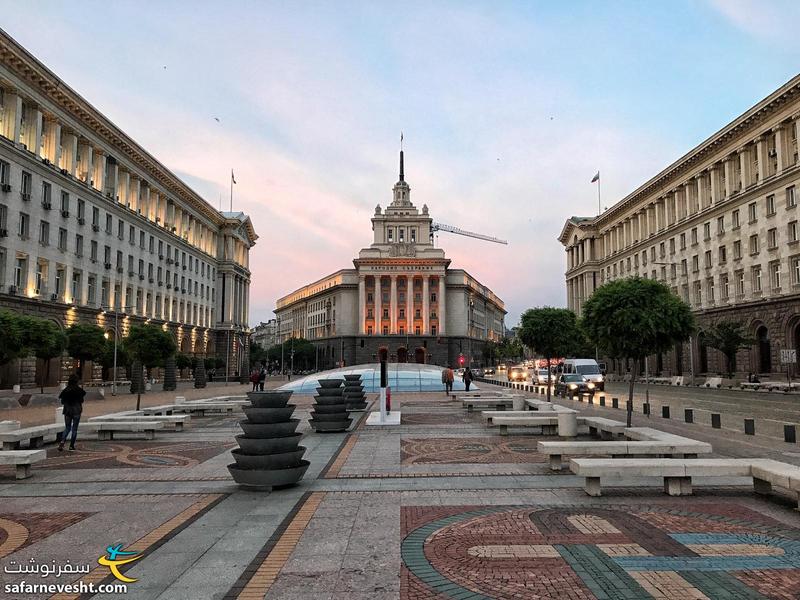 ساختمان های دولتی که در دوران کمونیست بلغارستان ساخته شدند